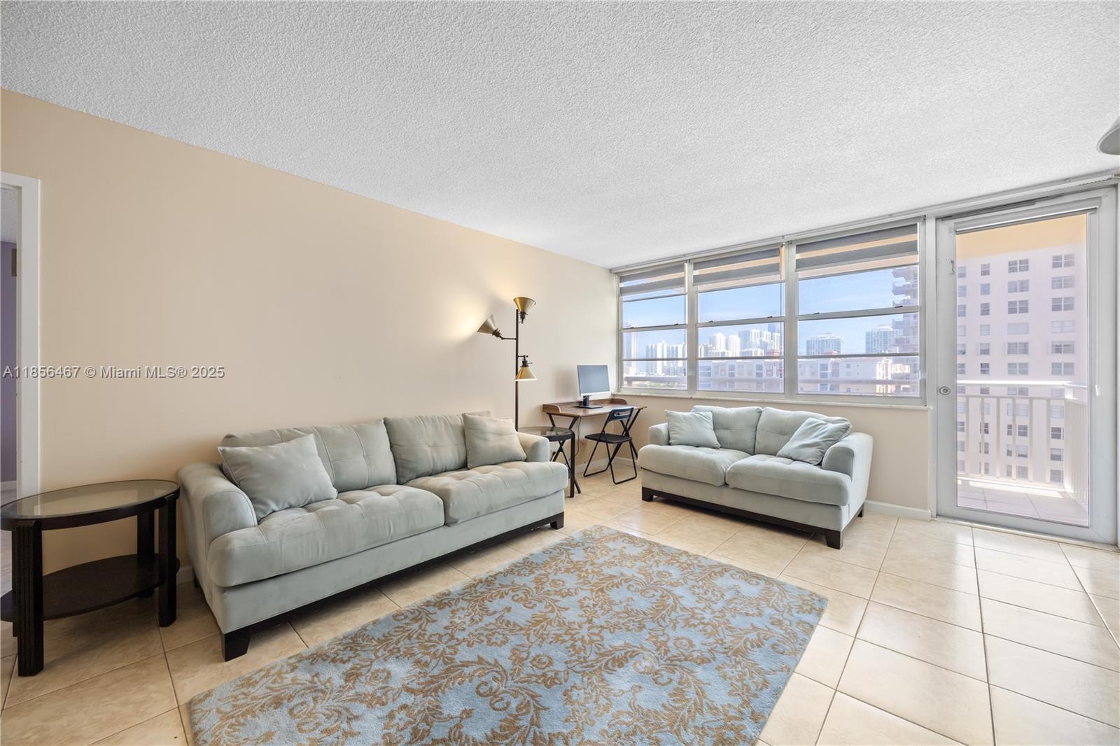 251 174th St # 812, Sunny Isles Beach FL 33160 photo 2