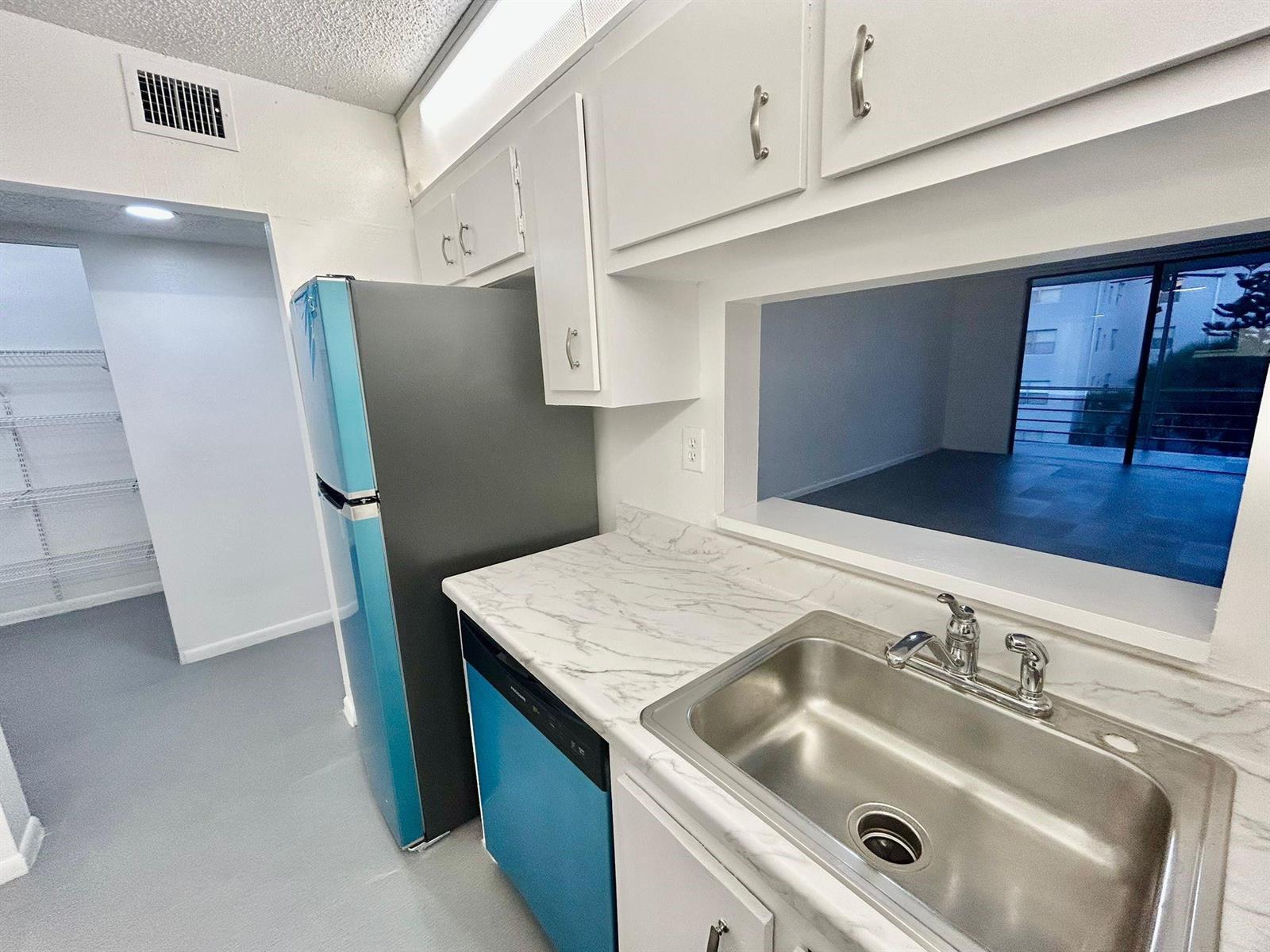 2850 Somerset Drive # 316l, Lauderdale Lakes FL 33311 photo 5