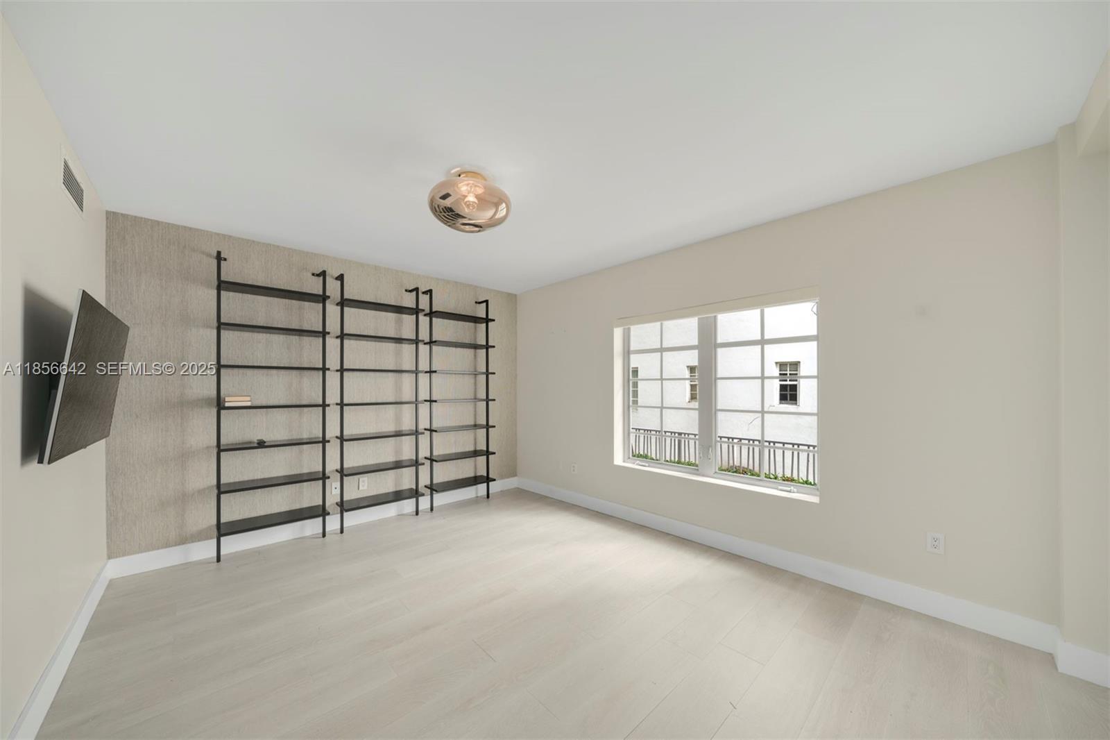 435 21st St # 103, Miami Beach FL 33139 photo 3