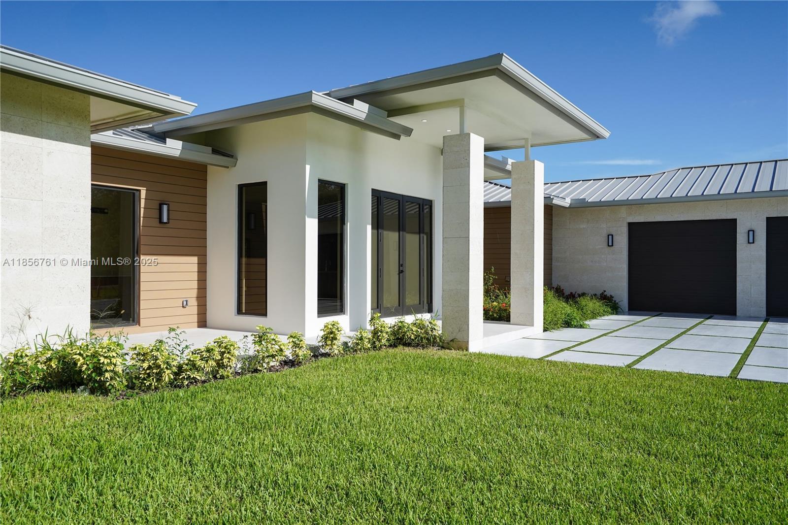 27510 SW 170th Ave, Homestead FL 33031 photo 2