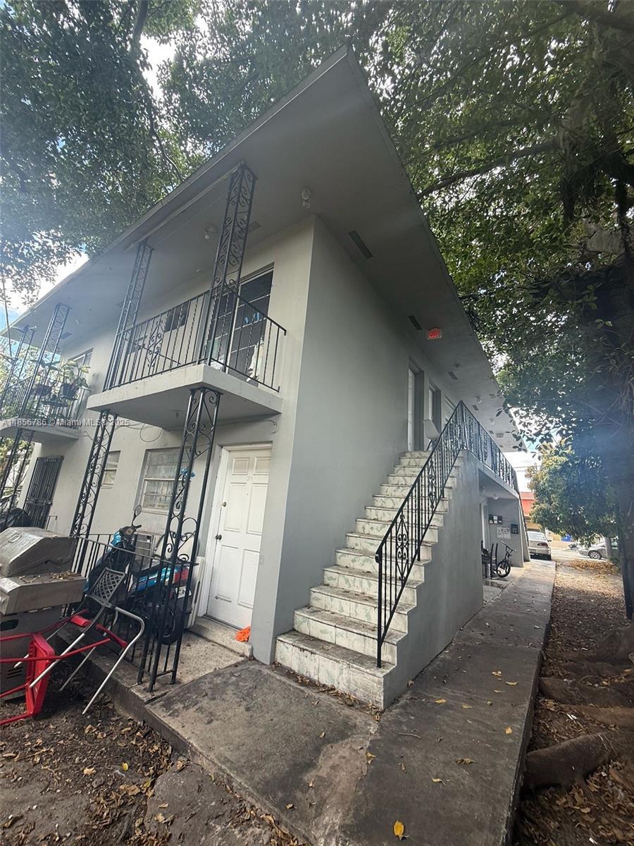 414 SW 15th Ave, Miami FL 33135 photo 4