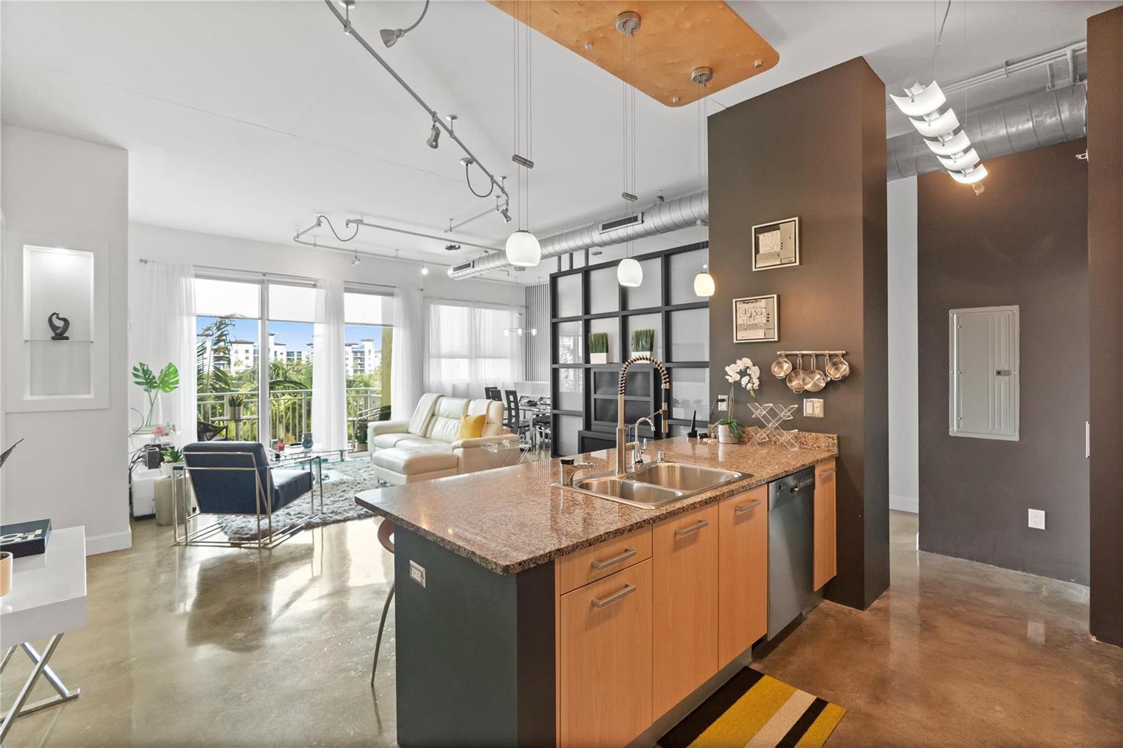 313 NE 2nd Street # 405, Fort Lauderdale FL 33301 photo 5