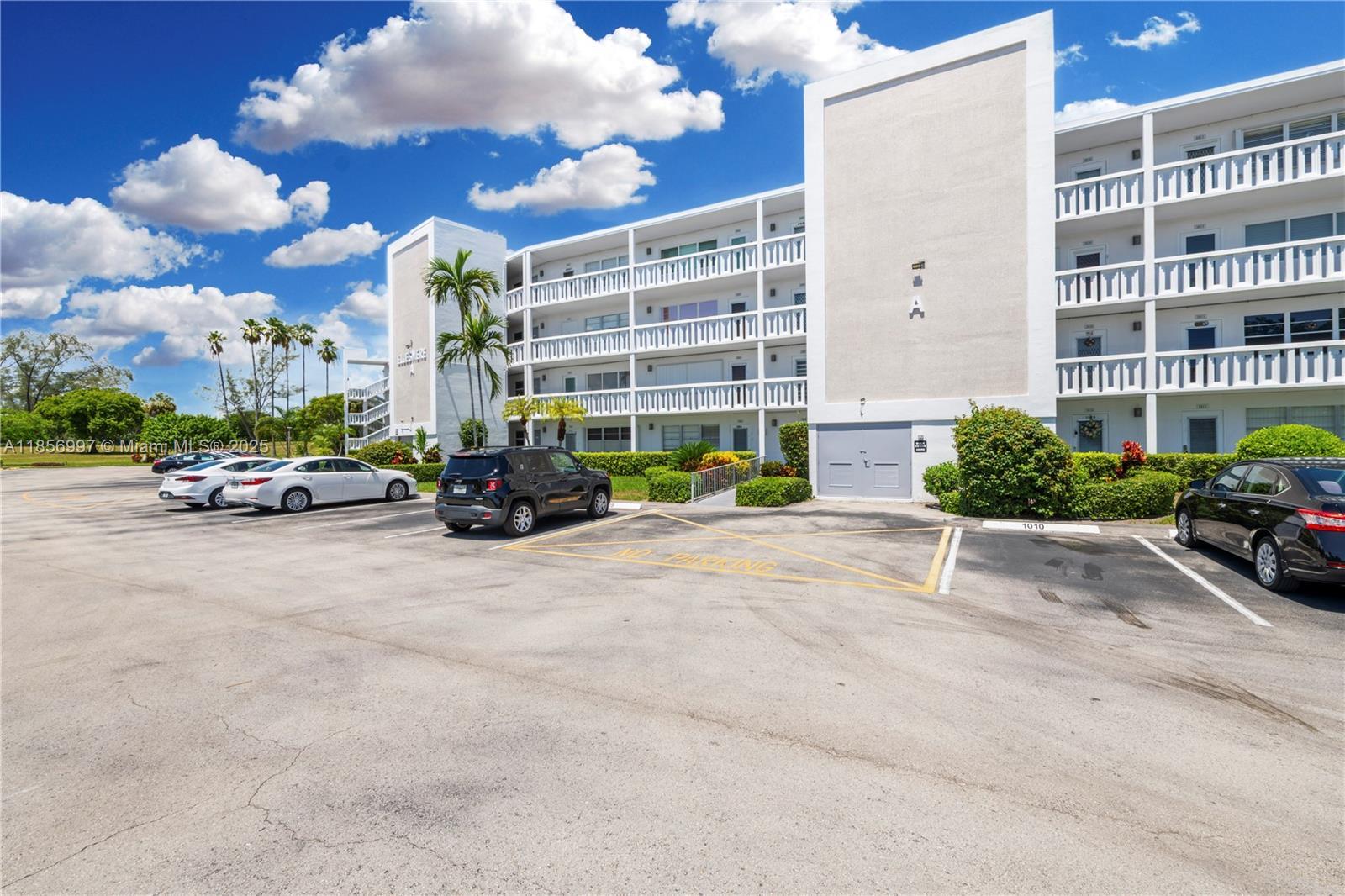 1010 Ellesmere A # 1010, Deerfield Beach FL 33442 photo 2