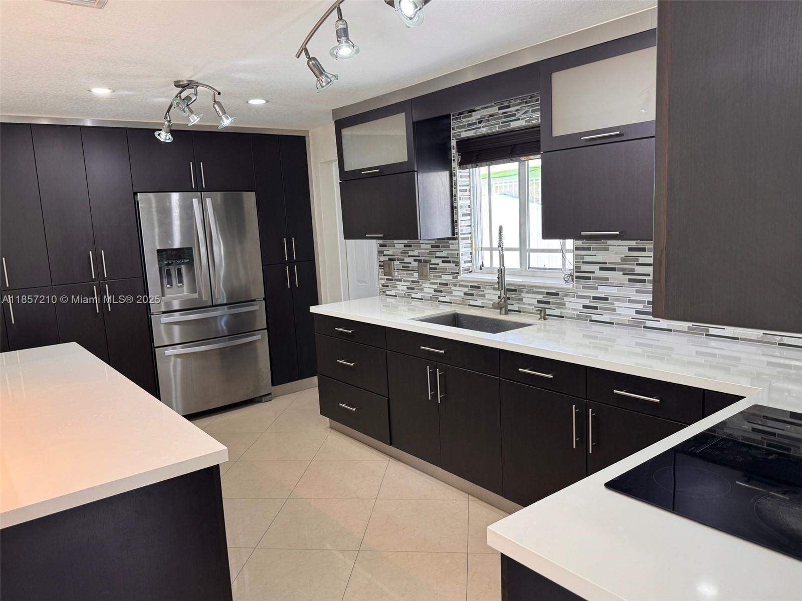 3200 W 7th Ave, Hialeah FL 33012 photo 5
