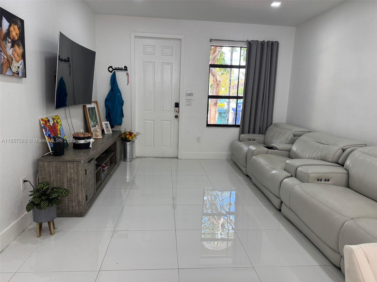 23251 SW 113th Ct, Homestead FL 33032 photo 3