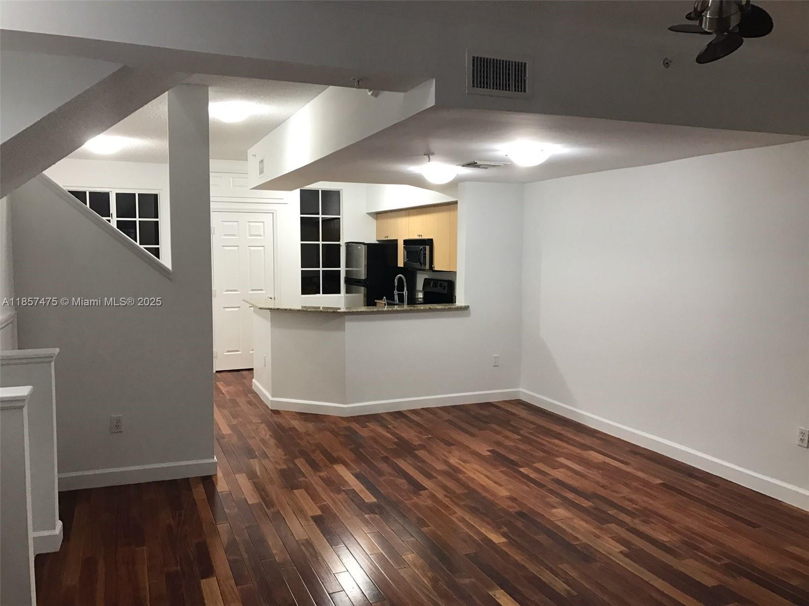 2821 NE 185th St # 408, Aventura FL 33180 photo 4