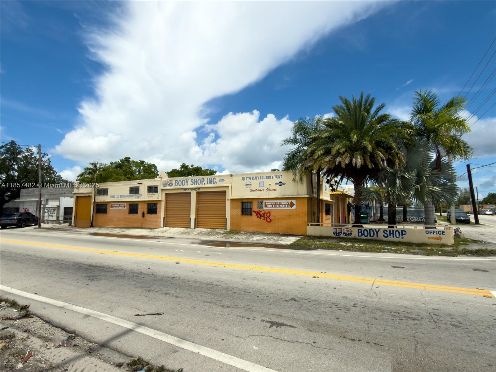 195 NW 71st St, Miami FL 33150 photo 3