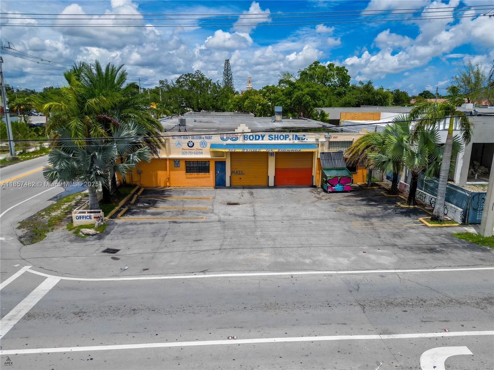 195 NW 71st St, Miami FL 33150 photo 4