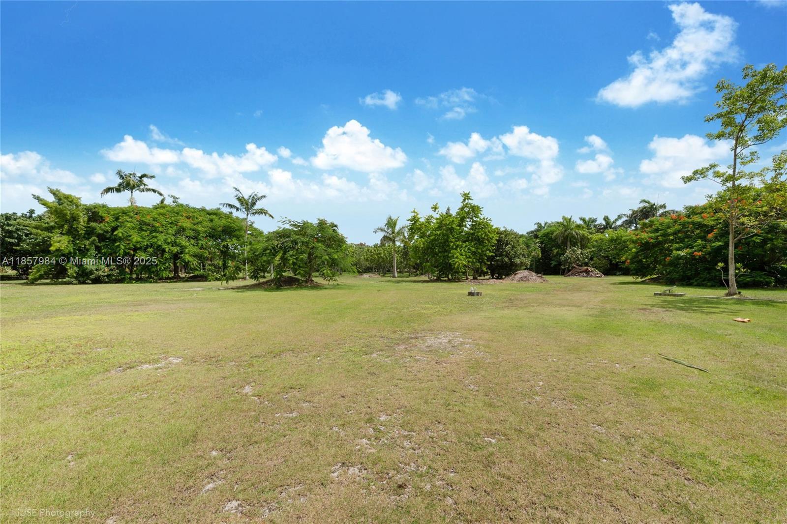 13831 SW 232nd St, Miami FL 33170 photo 3