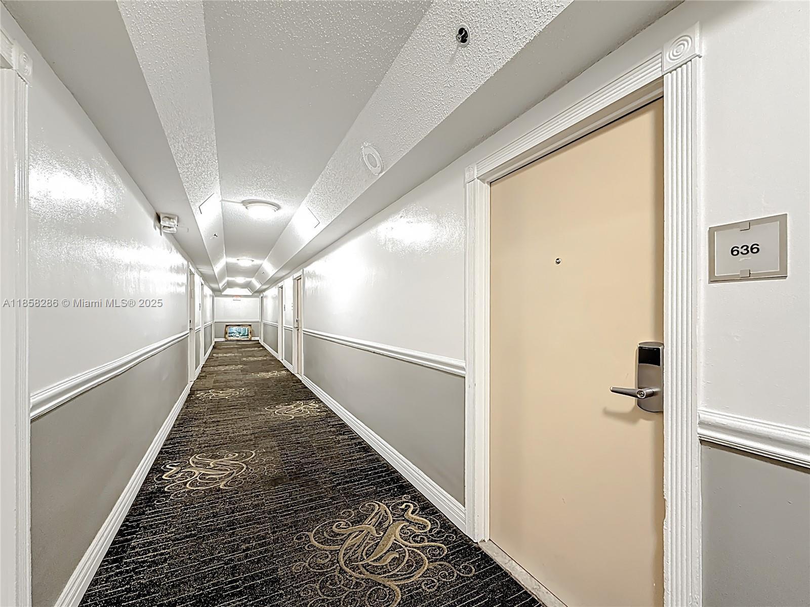 19201 Collins Ave # 636, Sunny Isles Beach FL 33160 photo 2