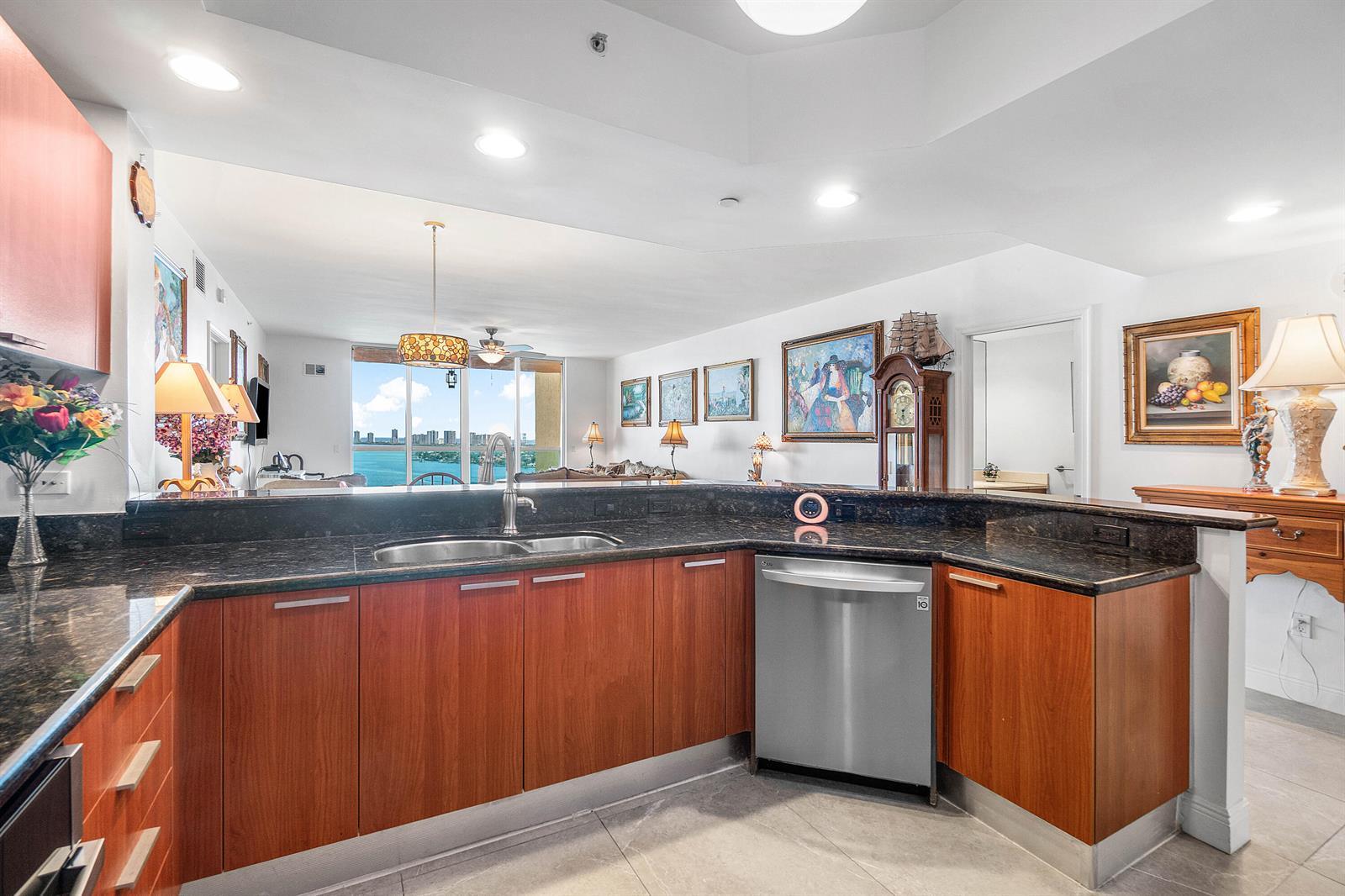 2650 Lake Shore Drive # 1705, Riviera Beach FL 33404 photo 3