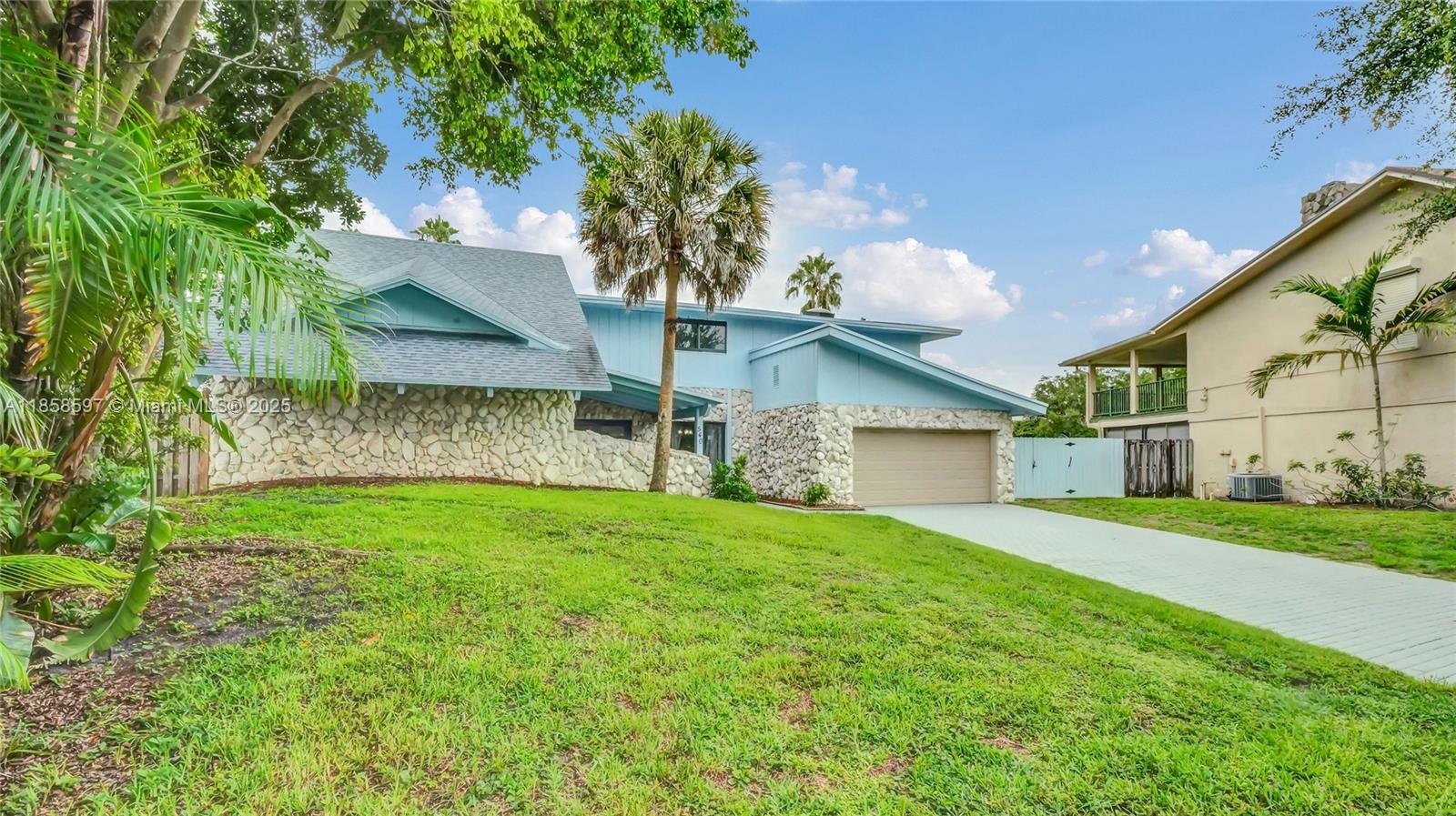 540 SW 101st Ave, Plantation FL 33324 photo 2