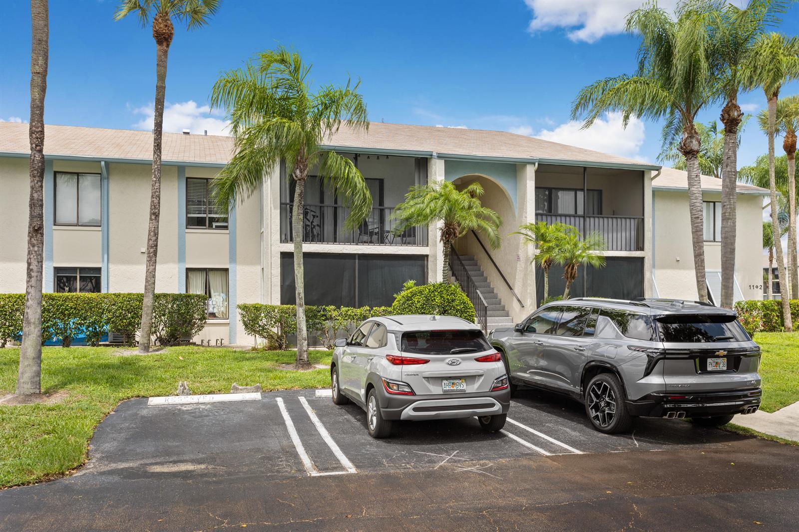 1102 Green Pine Boulevard # H1, West Palm Beach FL 33409 photo 3