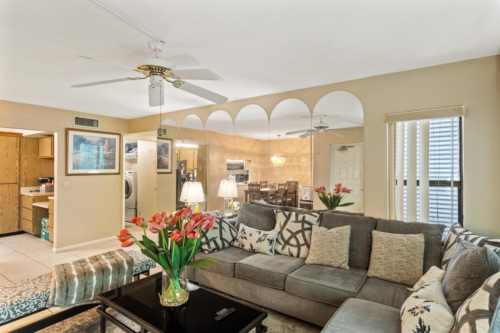 1102 Green Pine Boulevard # H1, West Palm Beach FL 33409 photo 5