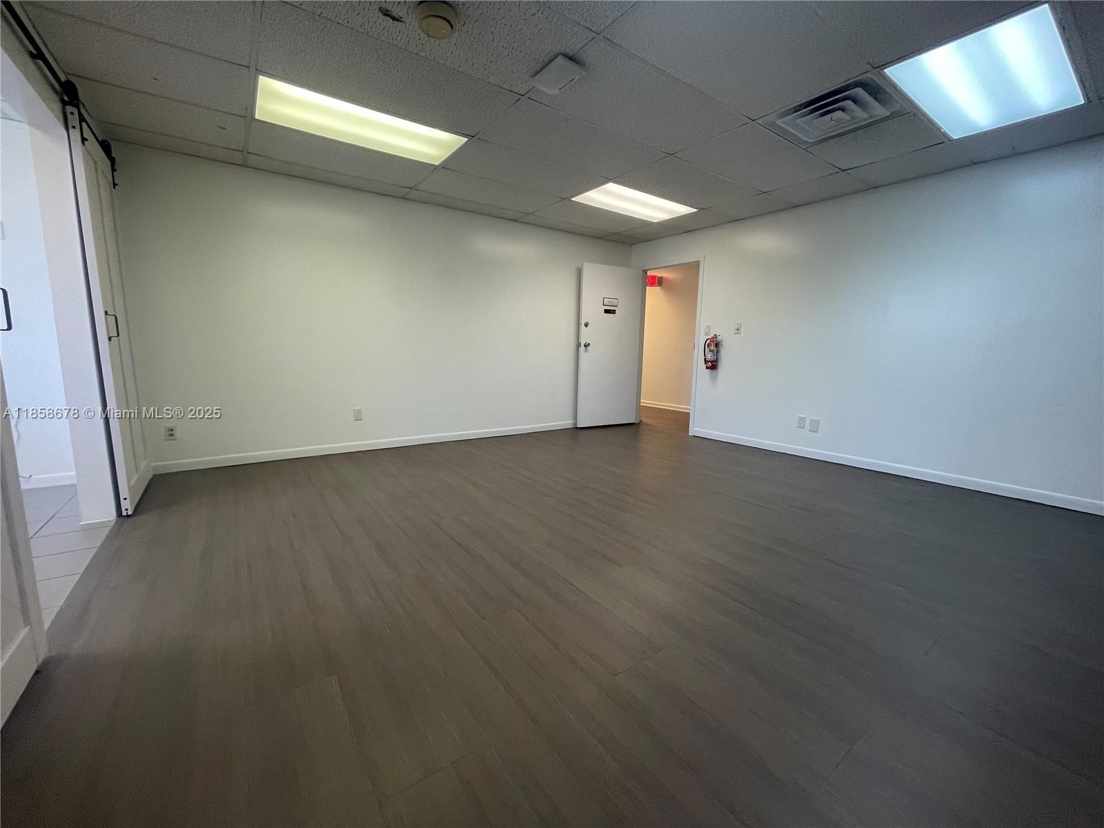 2843 Pembroke Rd, Hollywood FL 33020 photo 4