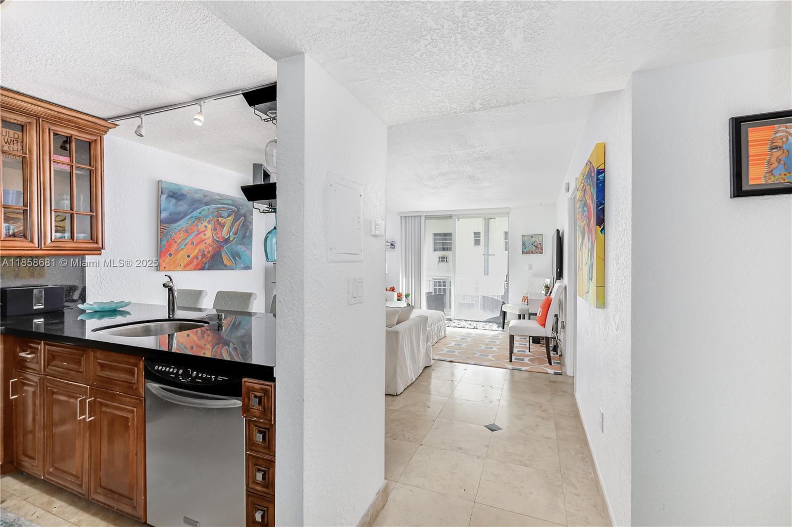345 Ocean Dr # 211, Miami Beach FL 33139 photo 2