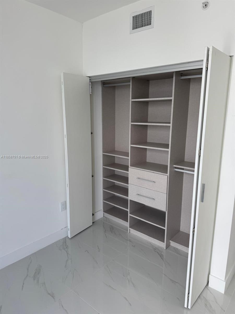 700 NE 24th St # 1205, Miami FL 33137 photo 2