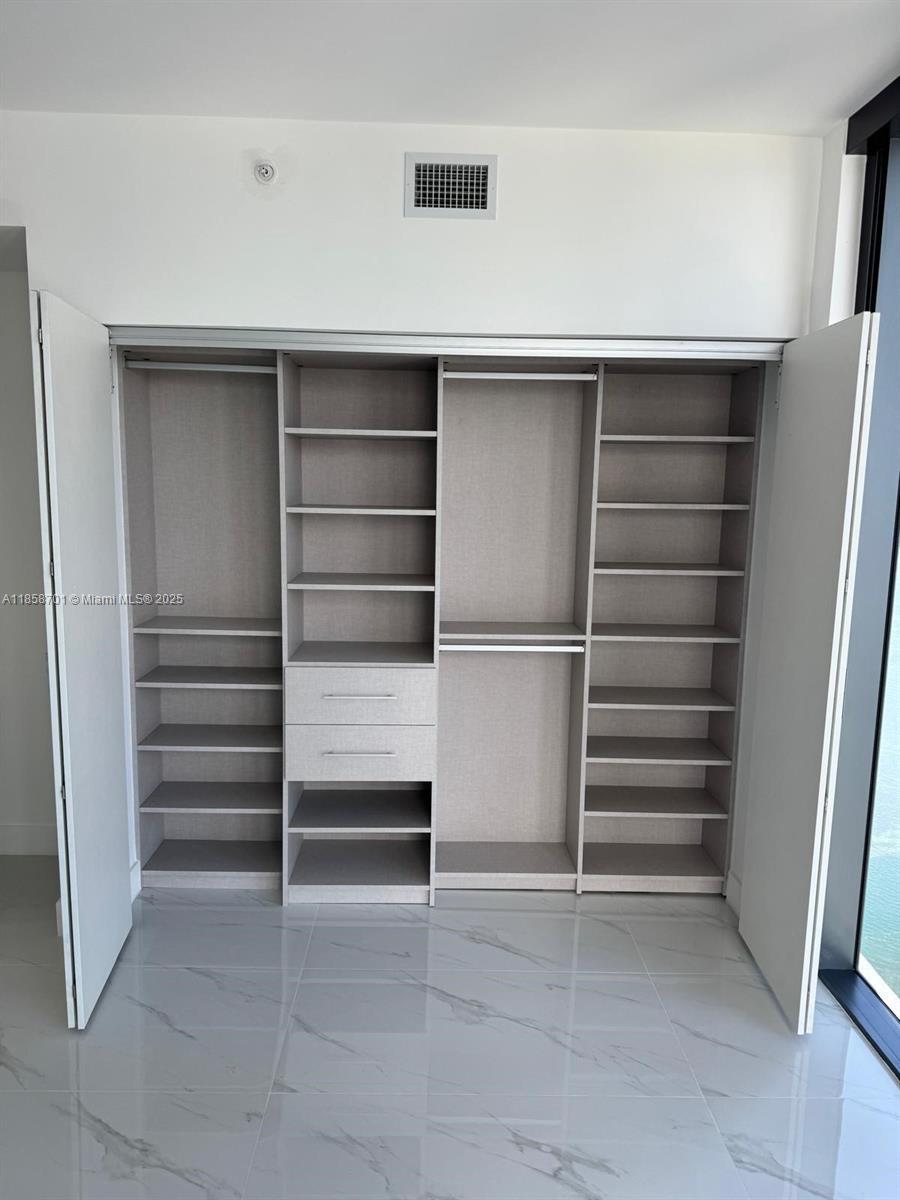 700 NE 24th St # 1205, Miami FL 33137 photo 3
