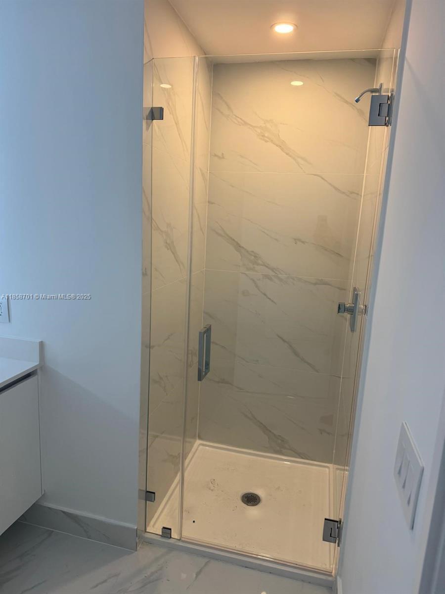 700 NE 24th St # 1205, Miami FL 33137 photo 5