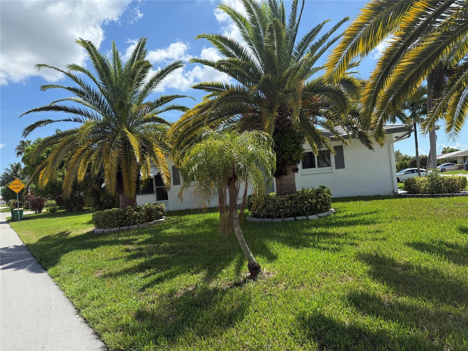 4605 NW 49th Street, Tamarac FL 33319 photo 2