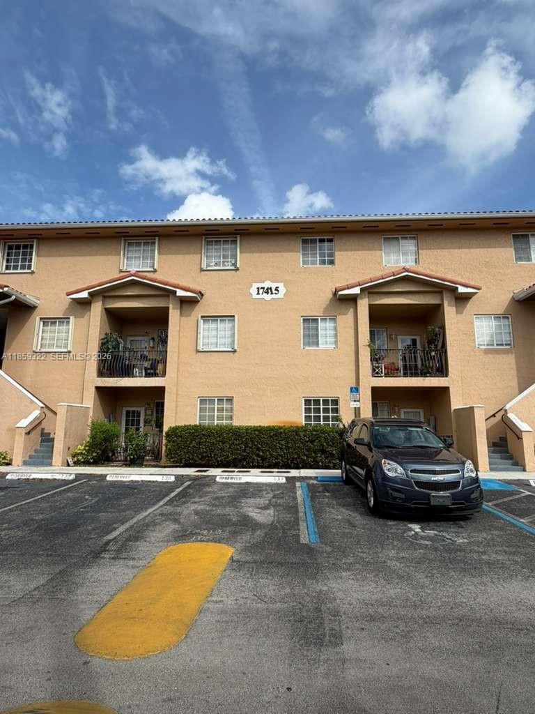 17415 NW 75th Pl # 103, Hialeah FL 33015 photo 2