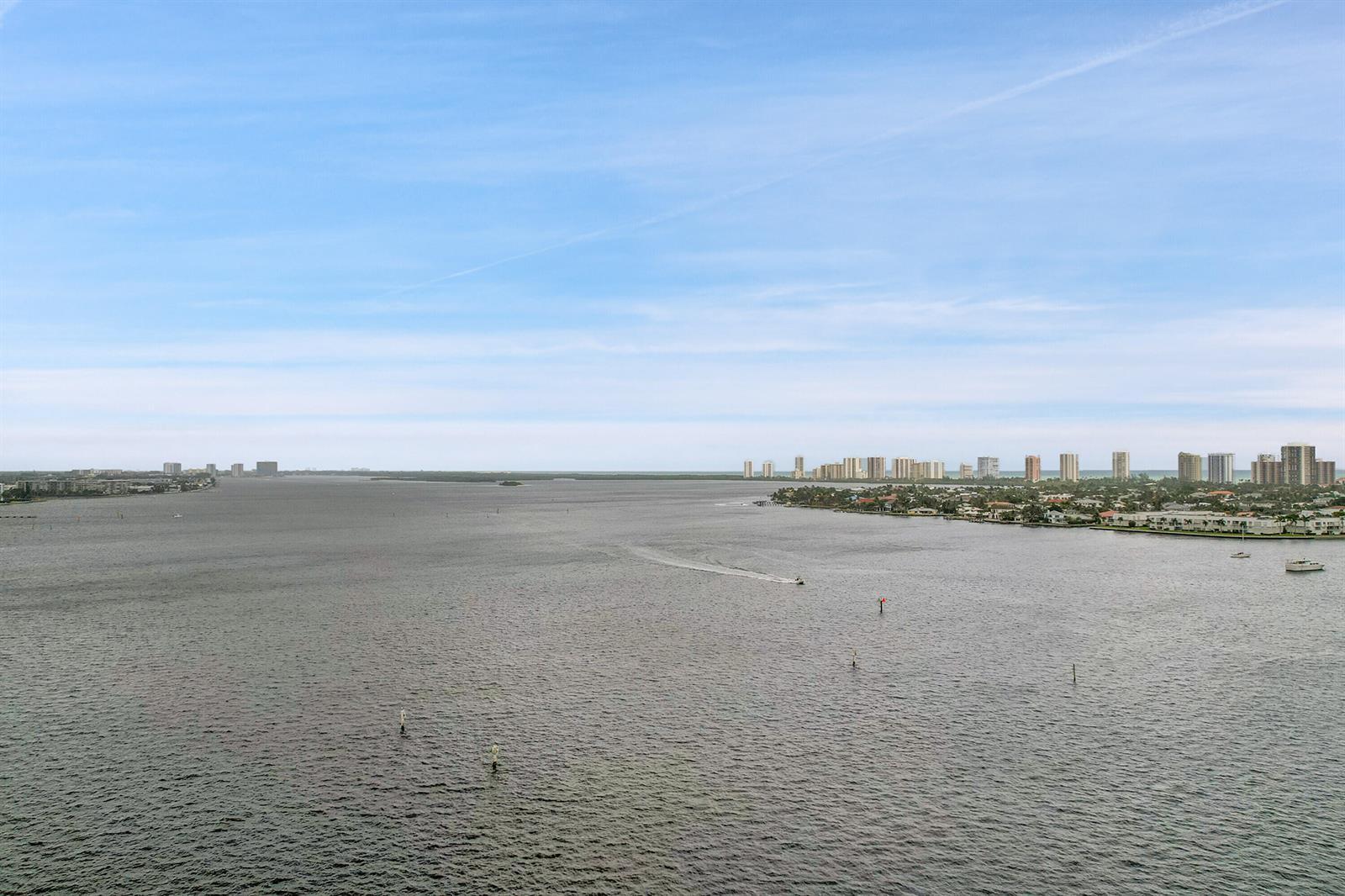 2640 Lake Shore Drive # 2011, Riviera Beach FL 33404 photo 3