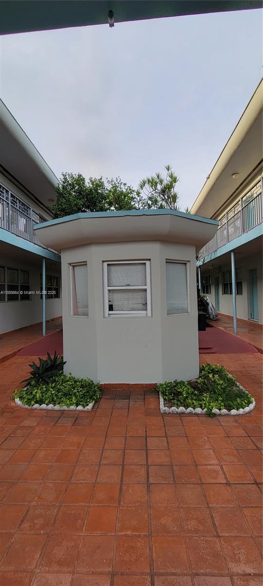 1265 Marseille Dr # 31, Miami Beach FL 33141 photo 5