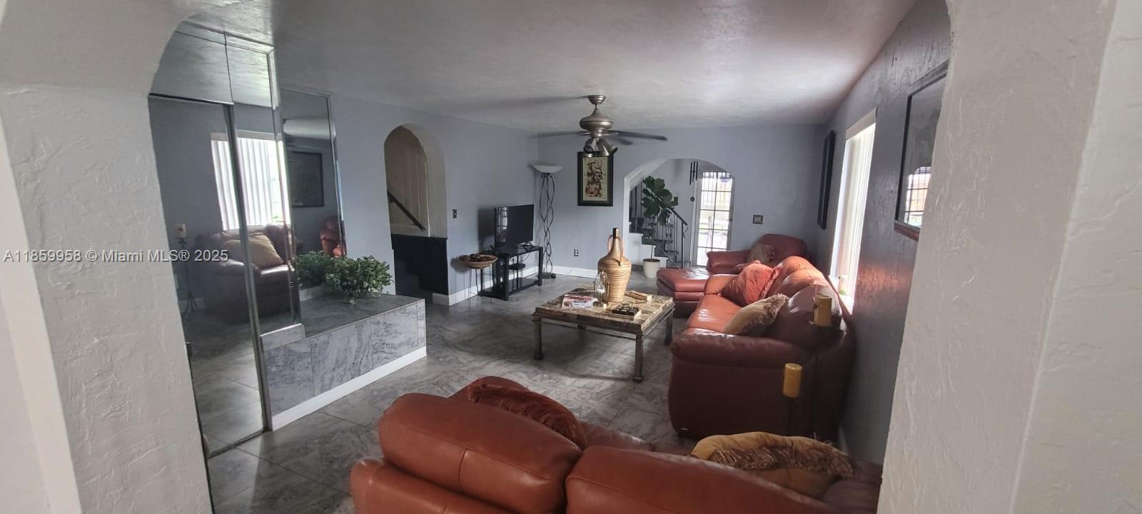 21375 SW 122nd Ave, Miami FL 33177 photo 2