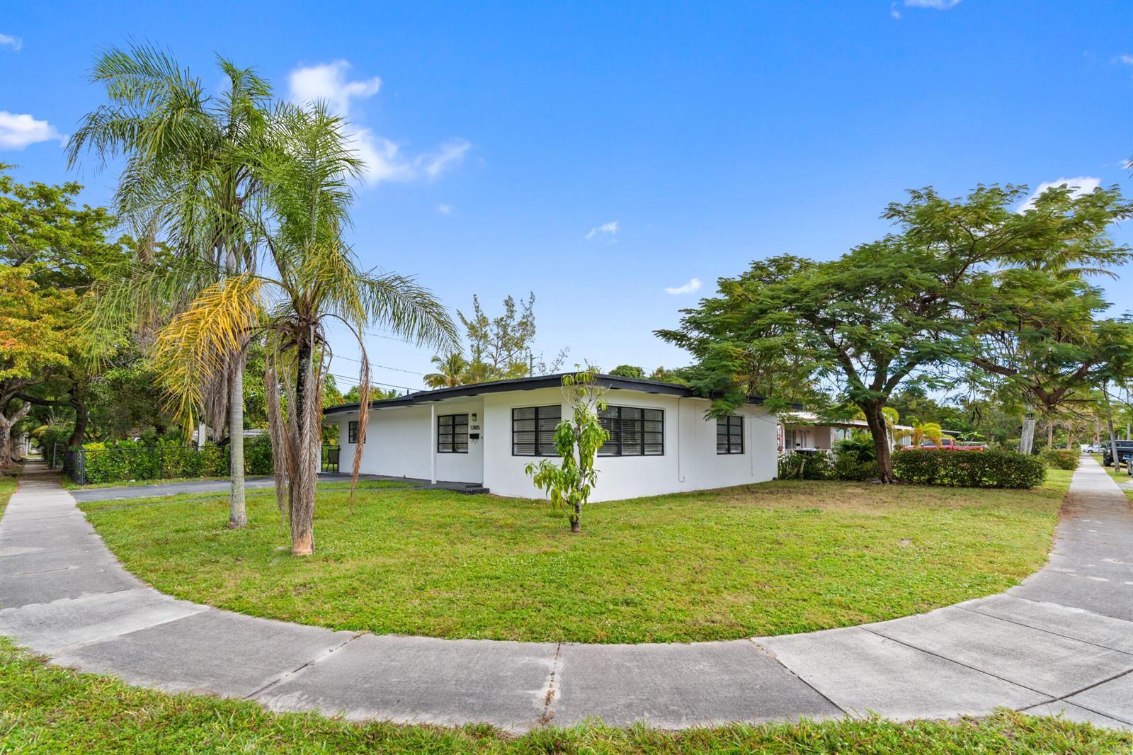 12805 NW 6th Avenue, North Miami FL 33168 photo 2