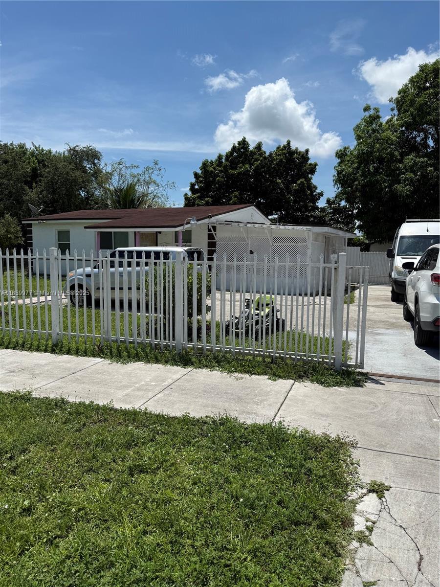 3020 NW 161st St # 2, Miami Gardens FL 33054
