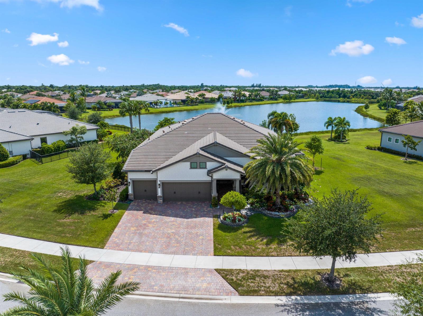9191 Balsamo Drive, Palm Beach Gardens FL 33412