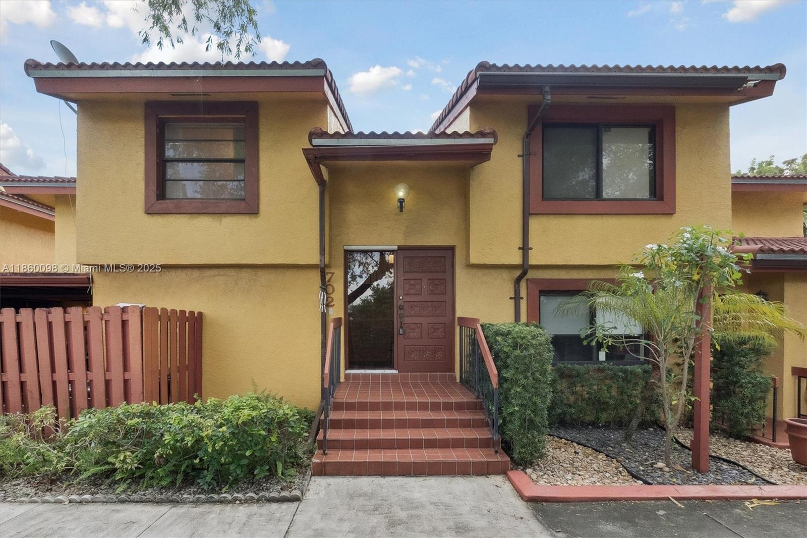 5975 SW 137th Ave # 702, Miami FL 33183