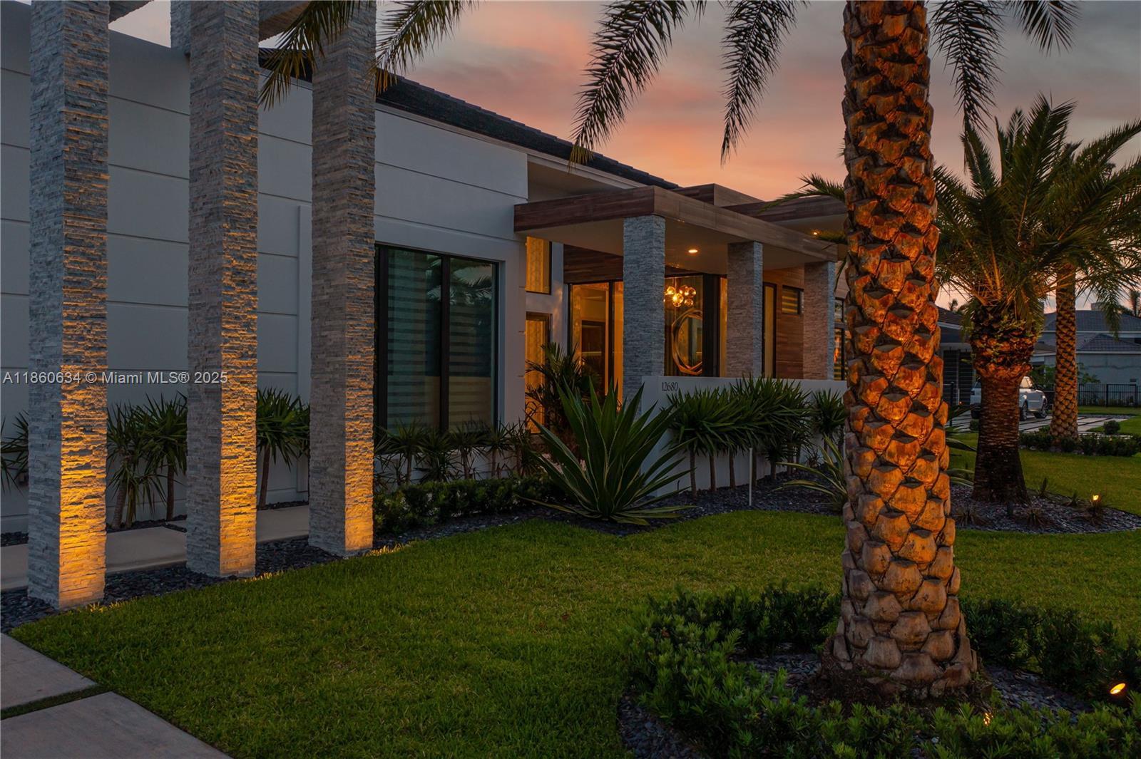 12680 Park Ter, Davie FL 33330 photo 2