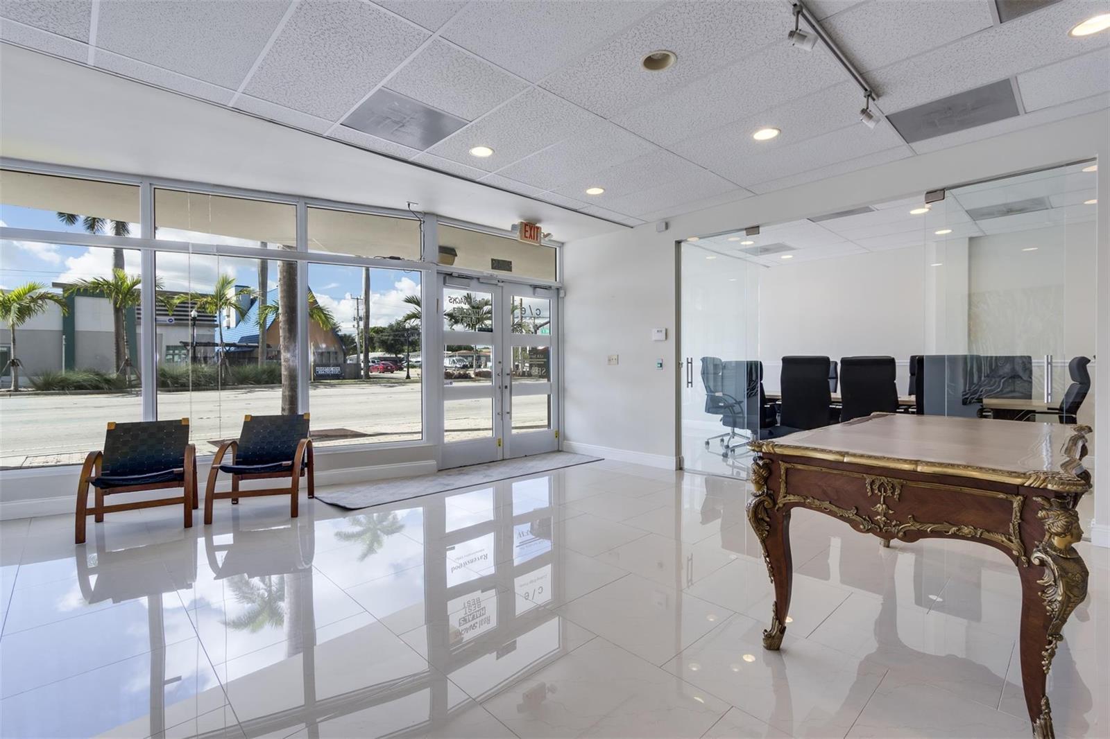 2743 Hollywood Boulevard, Hollywood FL 33020 photo 4