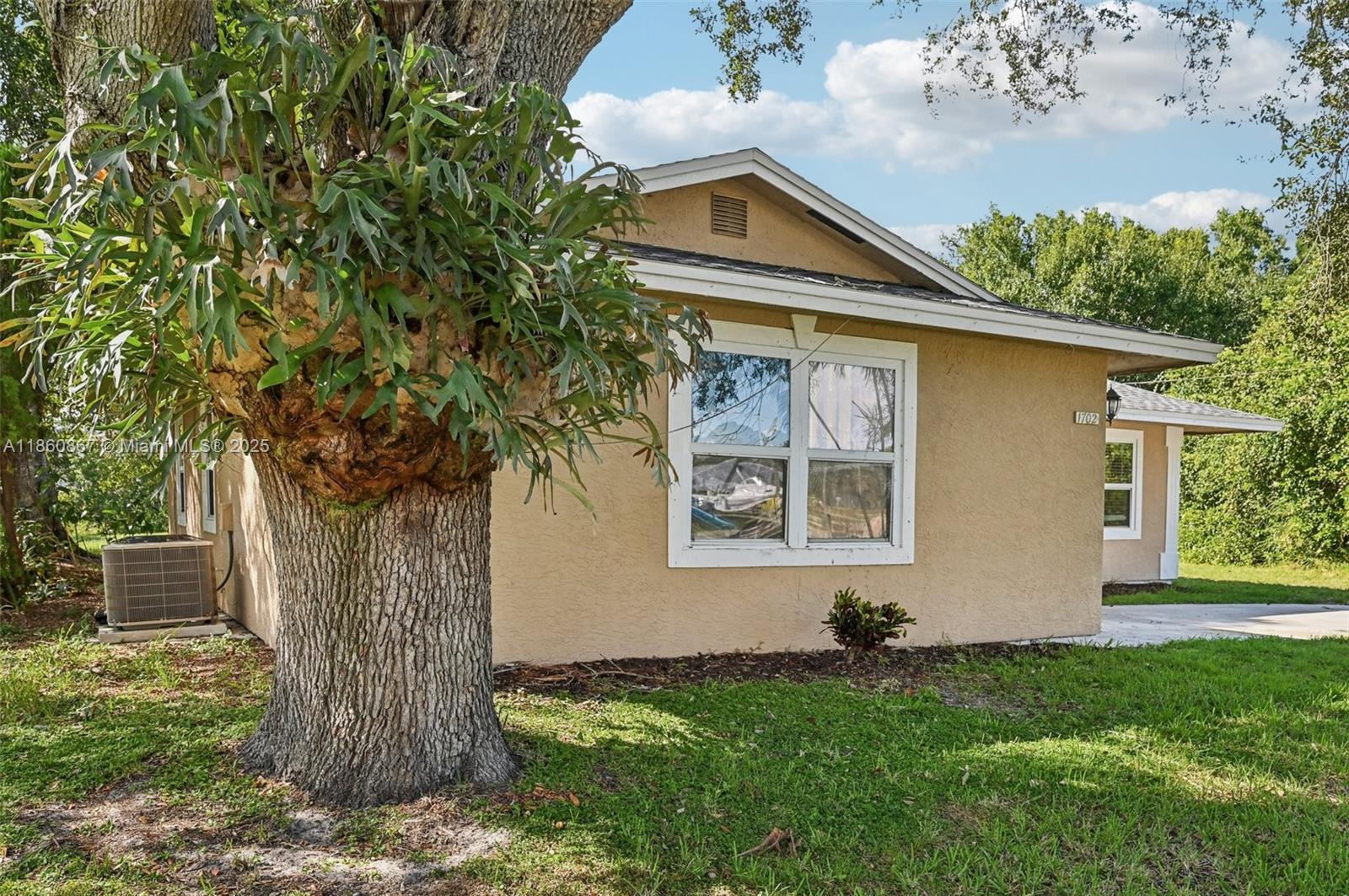 1702 SW Boeing St, Port St. Lucie FL 34953 photo 3