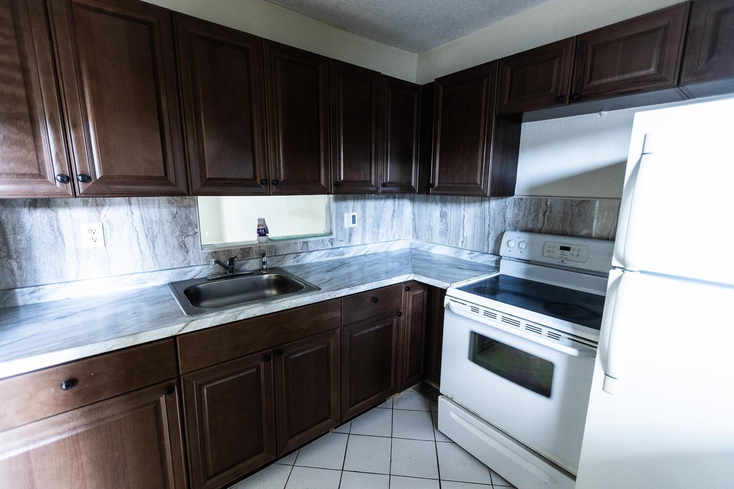 5161 W Oakland Park Boulevard # 106, Lauderdale Lakes FL 33313 photo 5