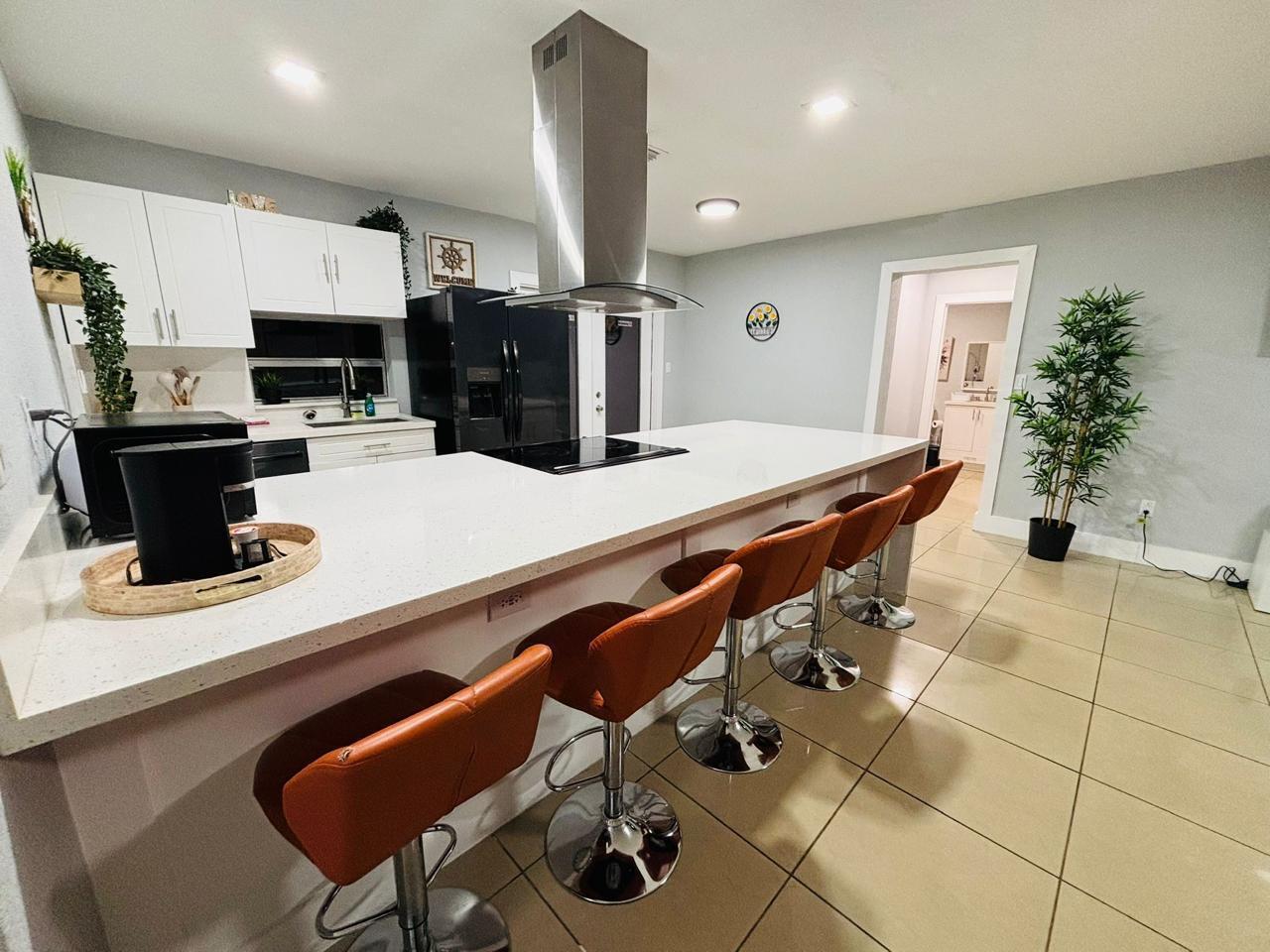 2010 NE 1st Avenue, Pompano Beach FL 33060 photo 3