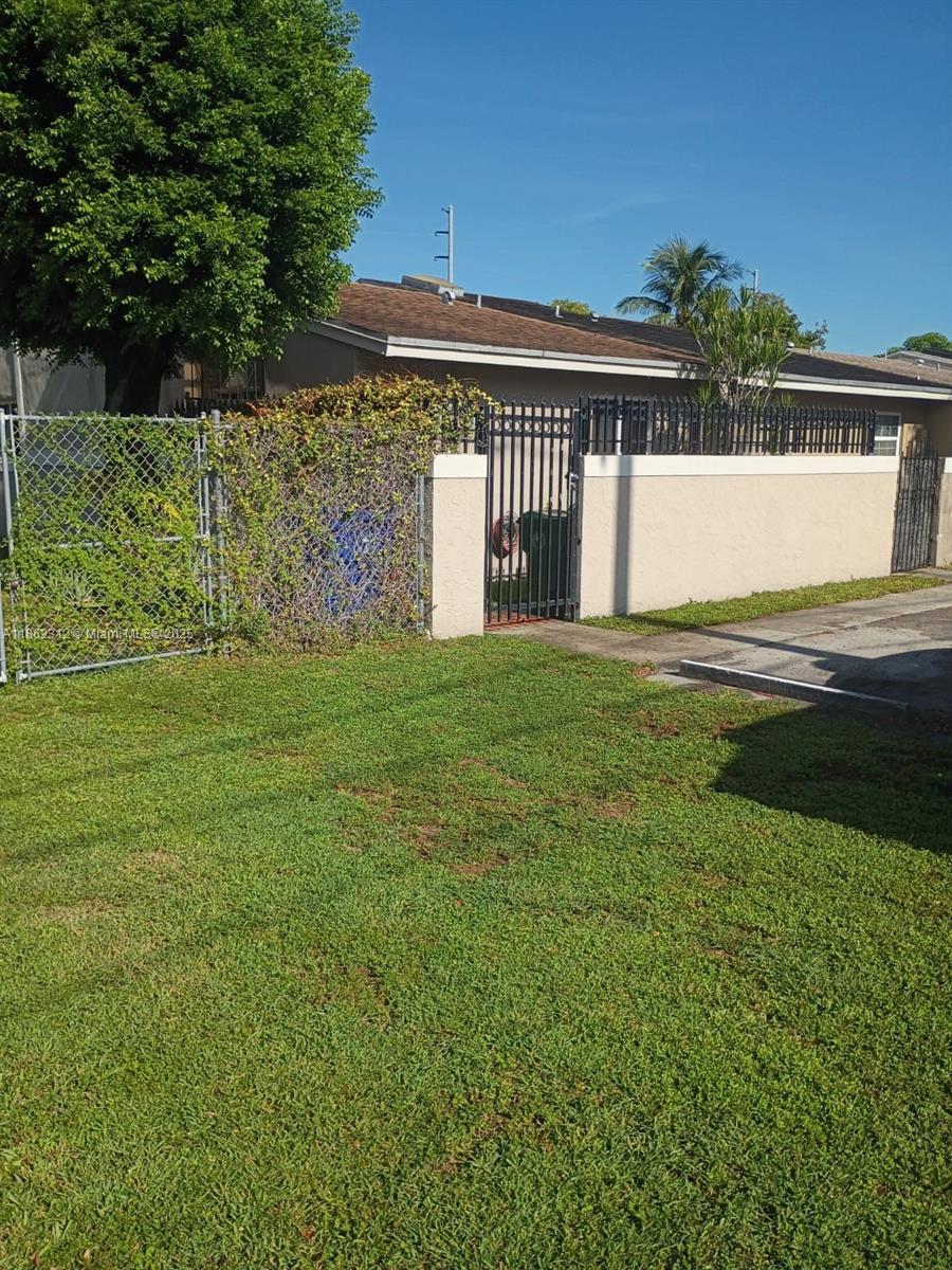 Miami, FL 33136 photo 2