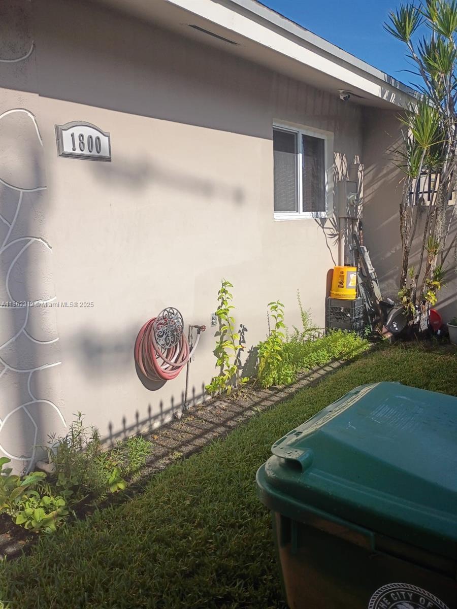 Miami, FL 33136 photo 4
