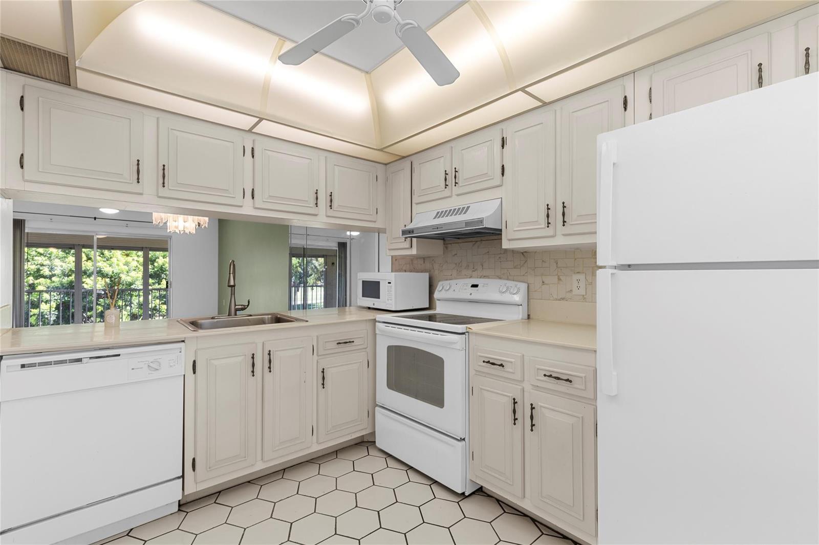 2701 Nassau Bend # D2, Coconut Creek FL 33066 photo 4