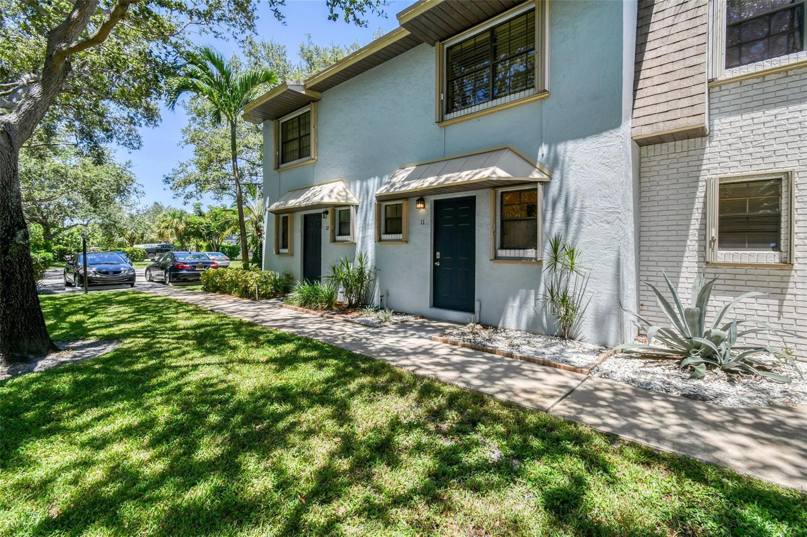 410 N Cypress Drive # 11, Tequesta FL 33469 photo 2