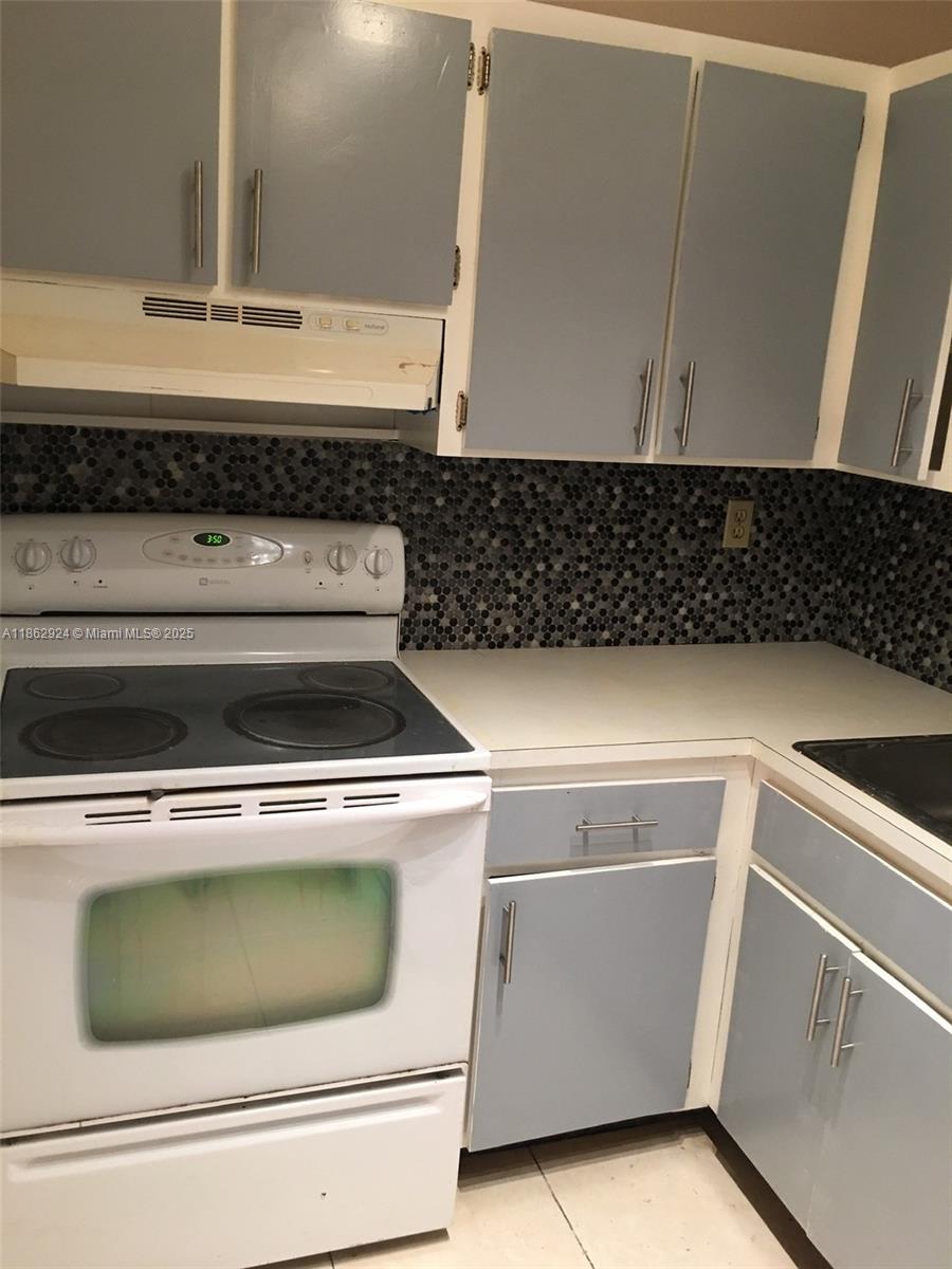 3582 NE 171st St # 203, North Miami Beach FL 33160 photo 4