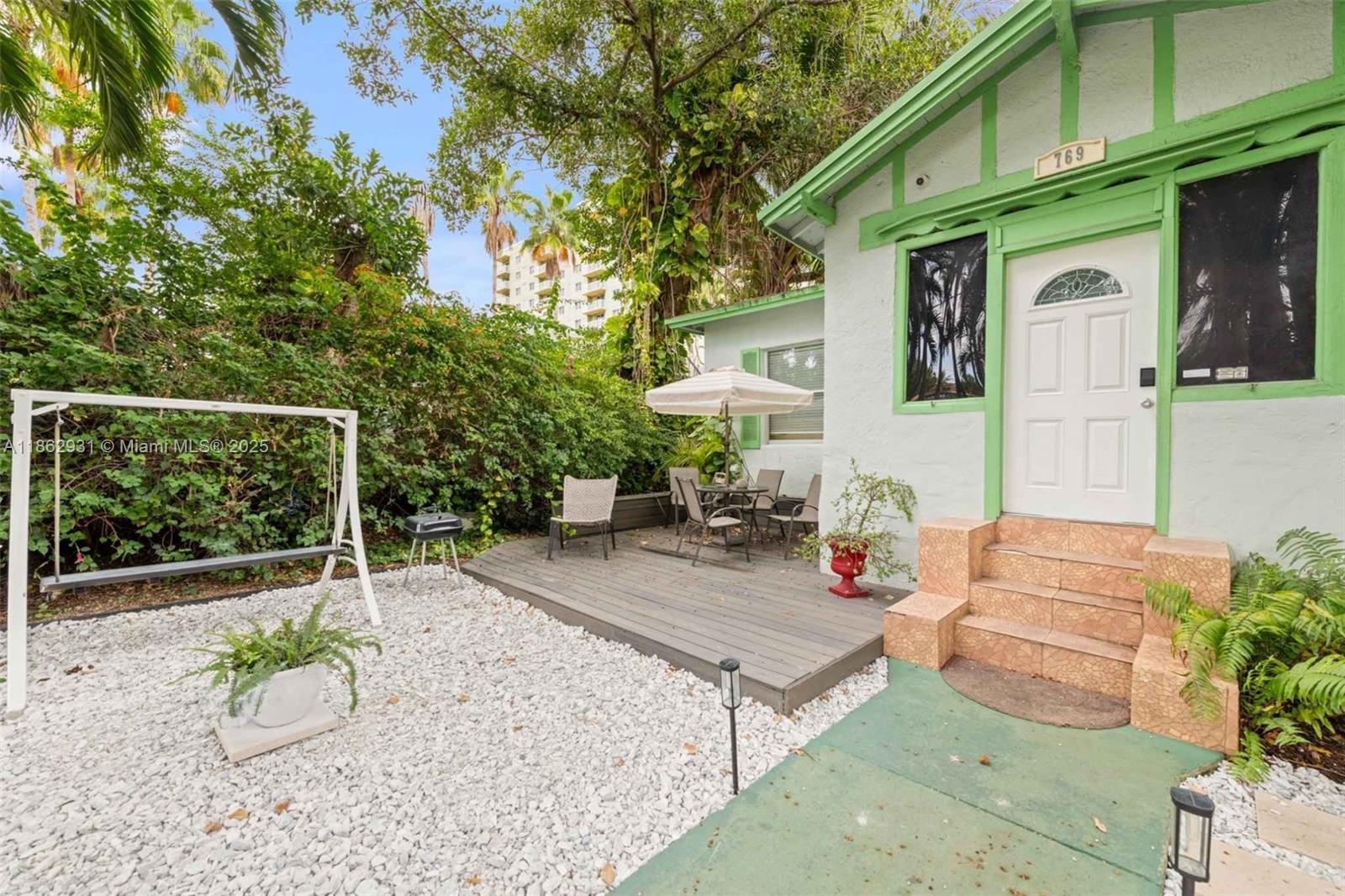 769 NW 10th, Miami FL 33136