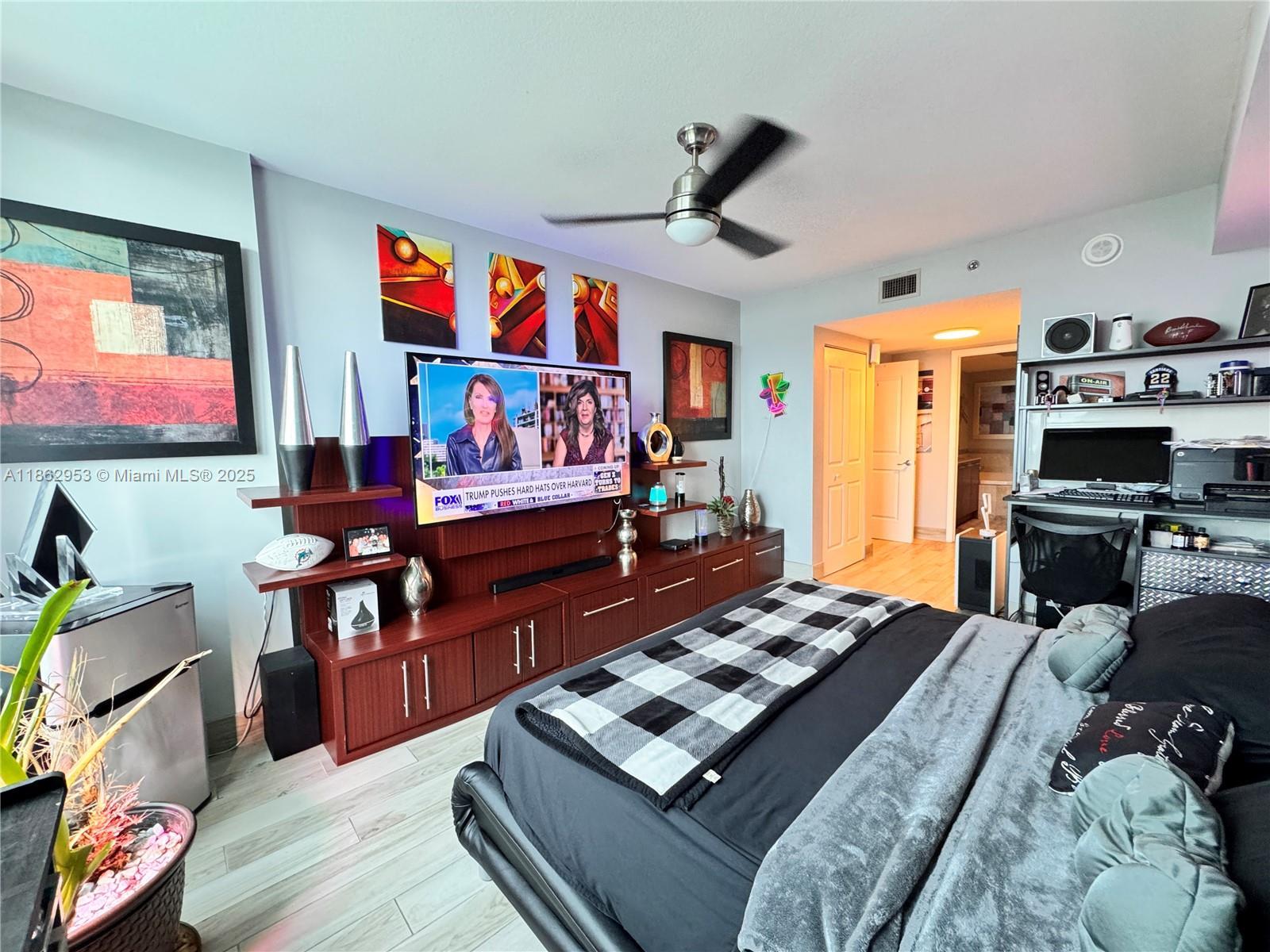 2641 N Flamingo Rd # 1203N, Sunrise FL 33323 photo 4