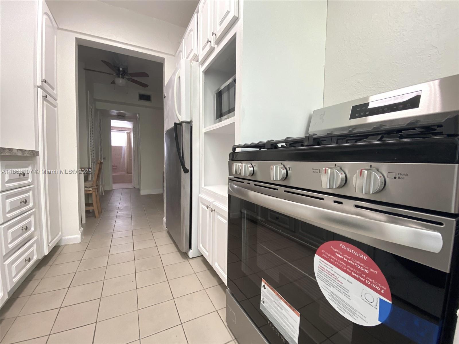 932 Euclid Ave # 2, Miami Beach FL 33139 photo 2