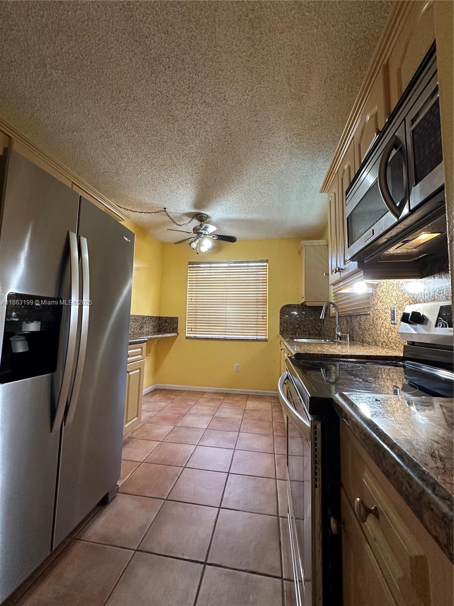 2653 SE 20th Ct # D, Homestead FL 33035 photo 3