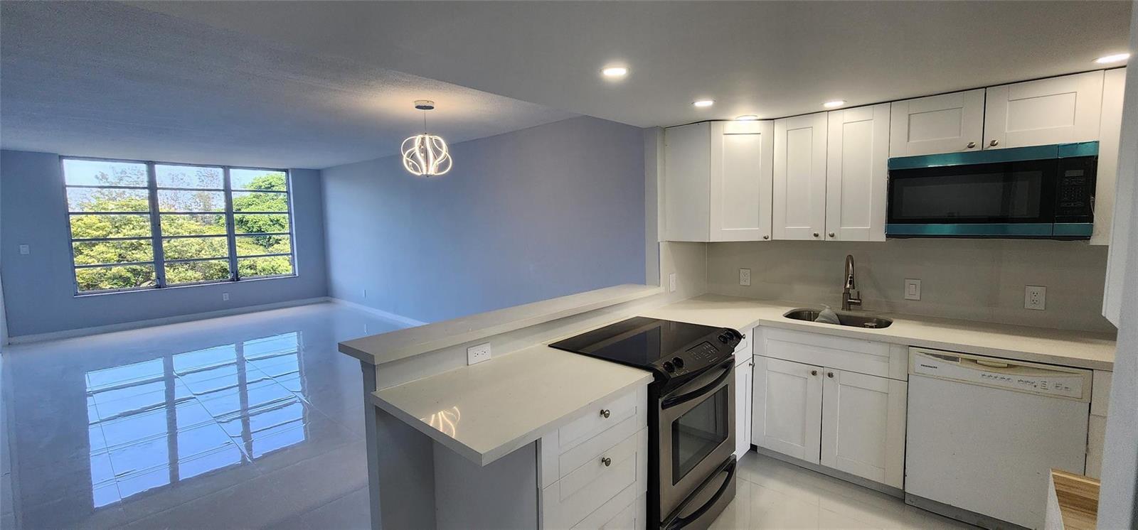2650 S Course Drive # 505, Pompano Beach FL 33069