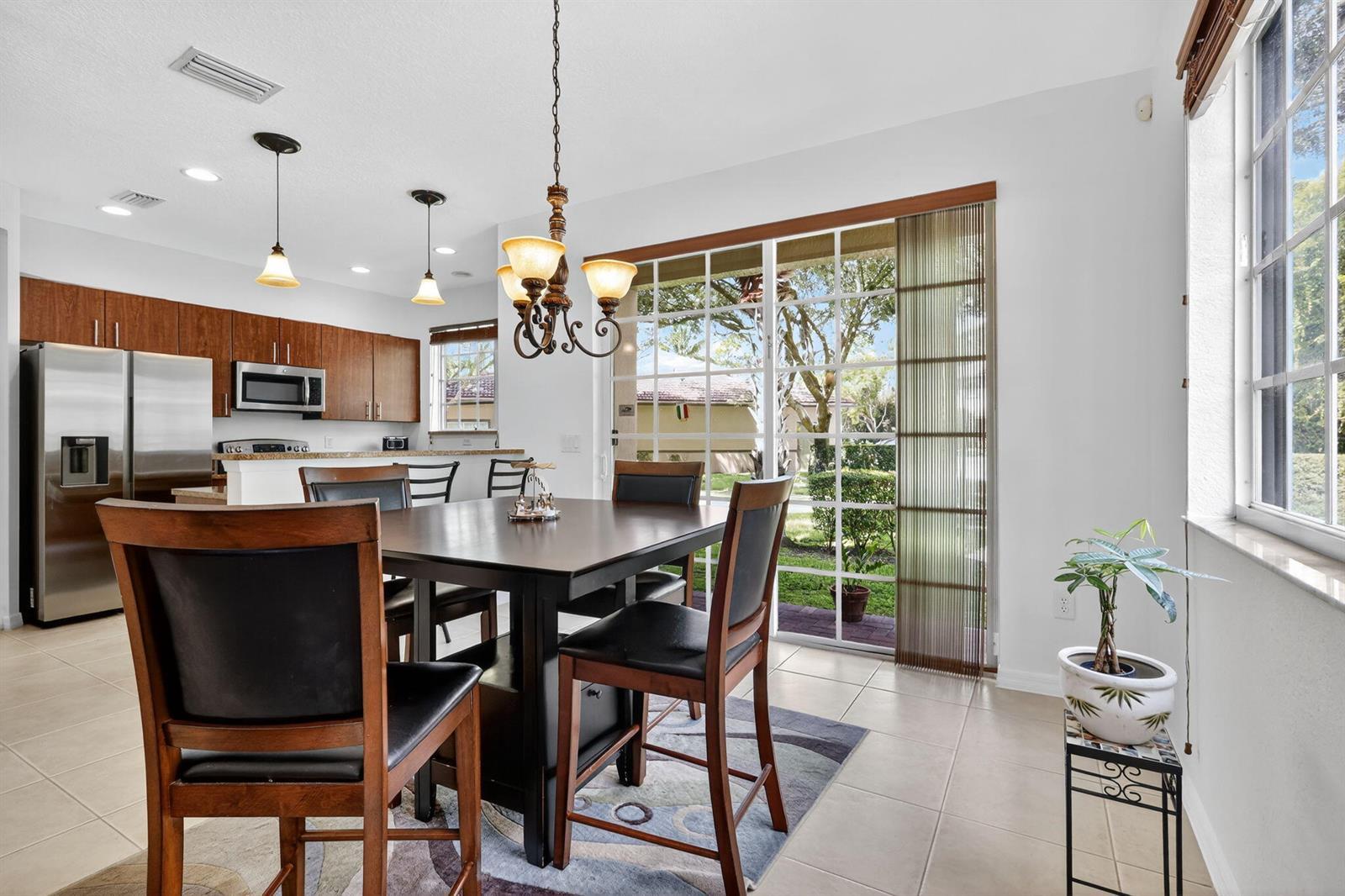 6272 S Military Trail # 206, Lake Worth FL 33463 photo 4