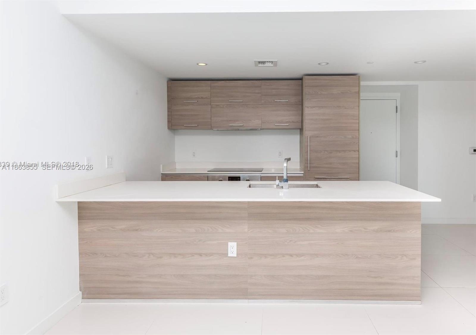1300 S Miami Ave # 1602, Miami FL 33130 photo 2