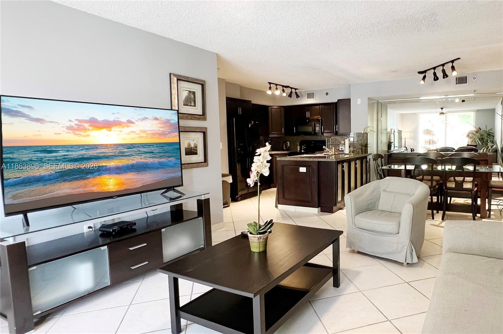 19555 E Country Club Dr # 8305, Aventura FL 33180 photo 3